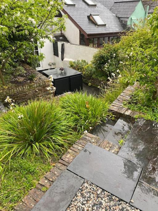 Fuchsia Cottage Flushing Exterior foto
